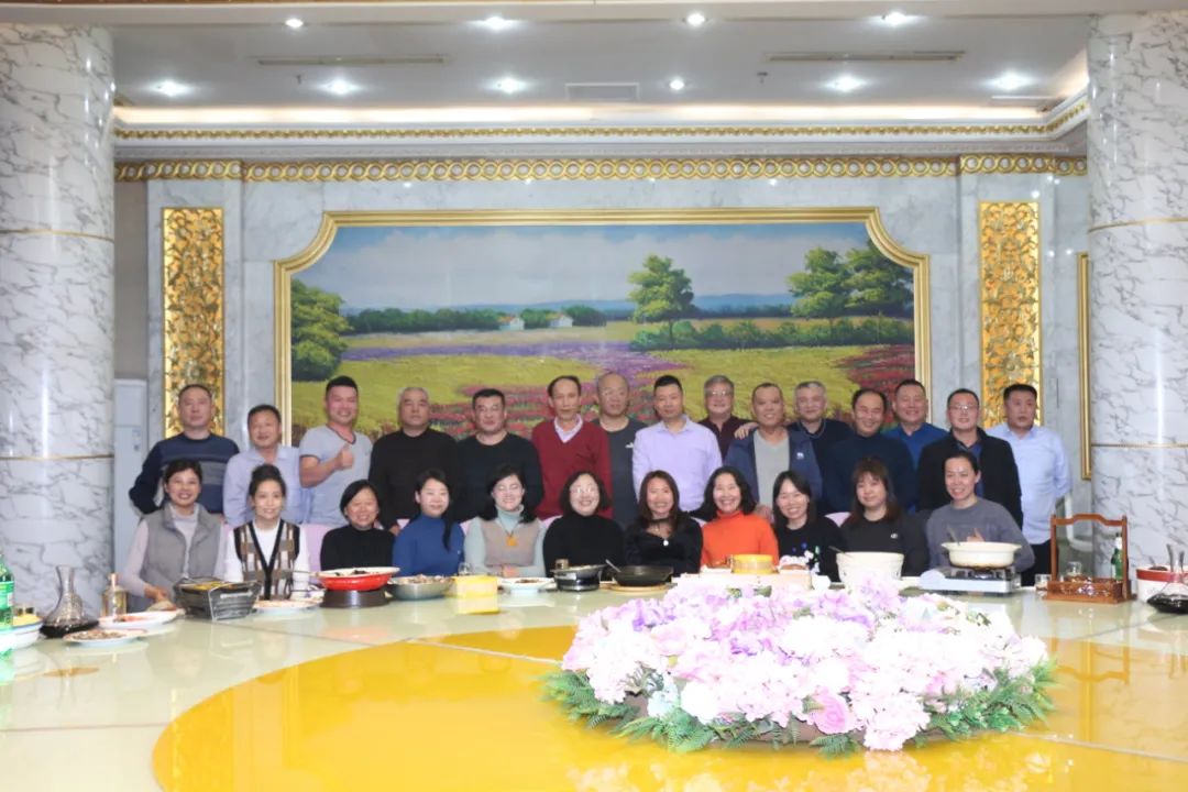 凝心聚力，續(xù)寫華章——HXQC山東分公司2022年新年溝通會在皇家花園酒店隆重舉行